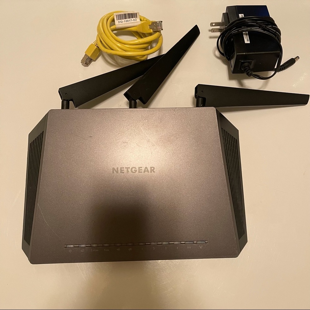 Netgear Nighthawk AC1900 Smart Wifi Router R7000 Model